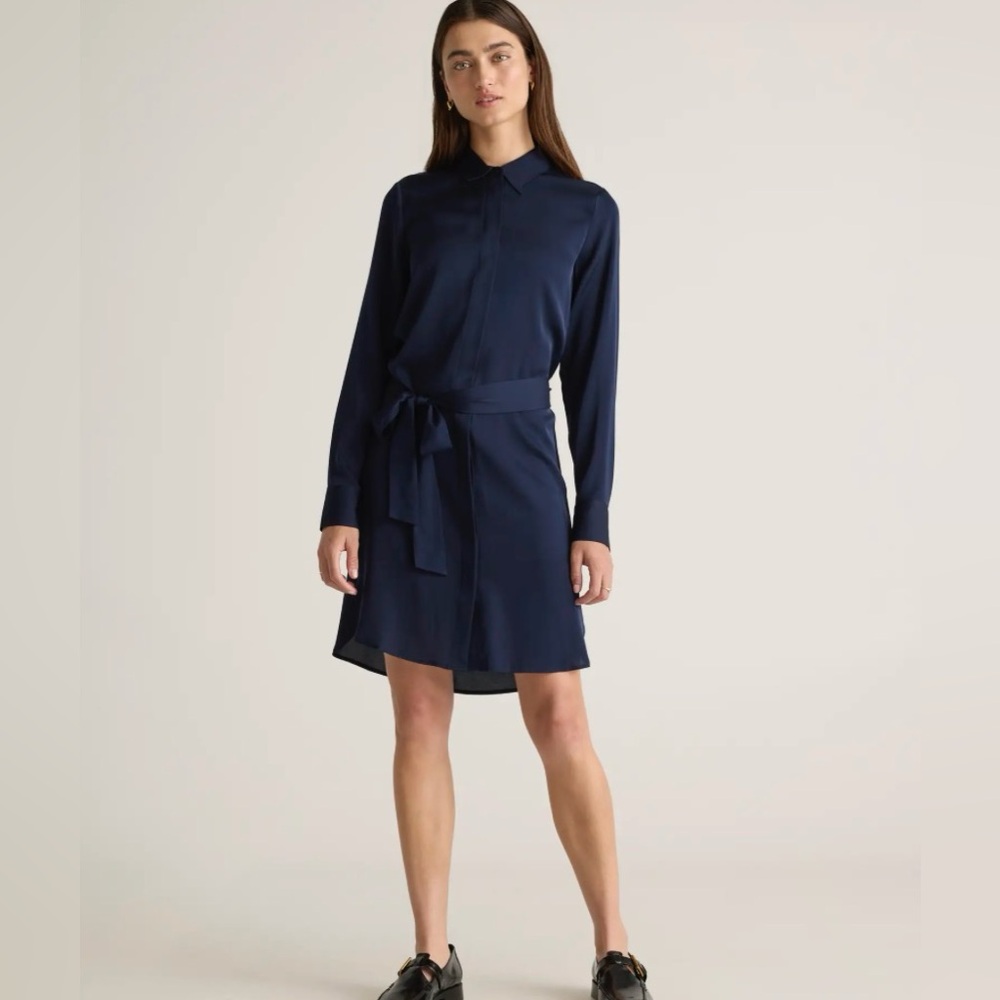 Quince washable stretch silk shirt dress. Size small. Navy.